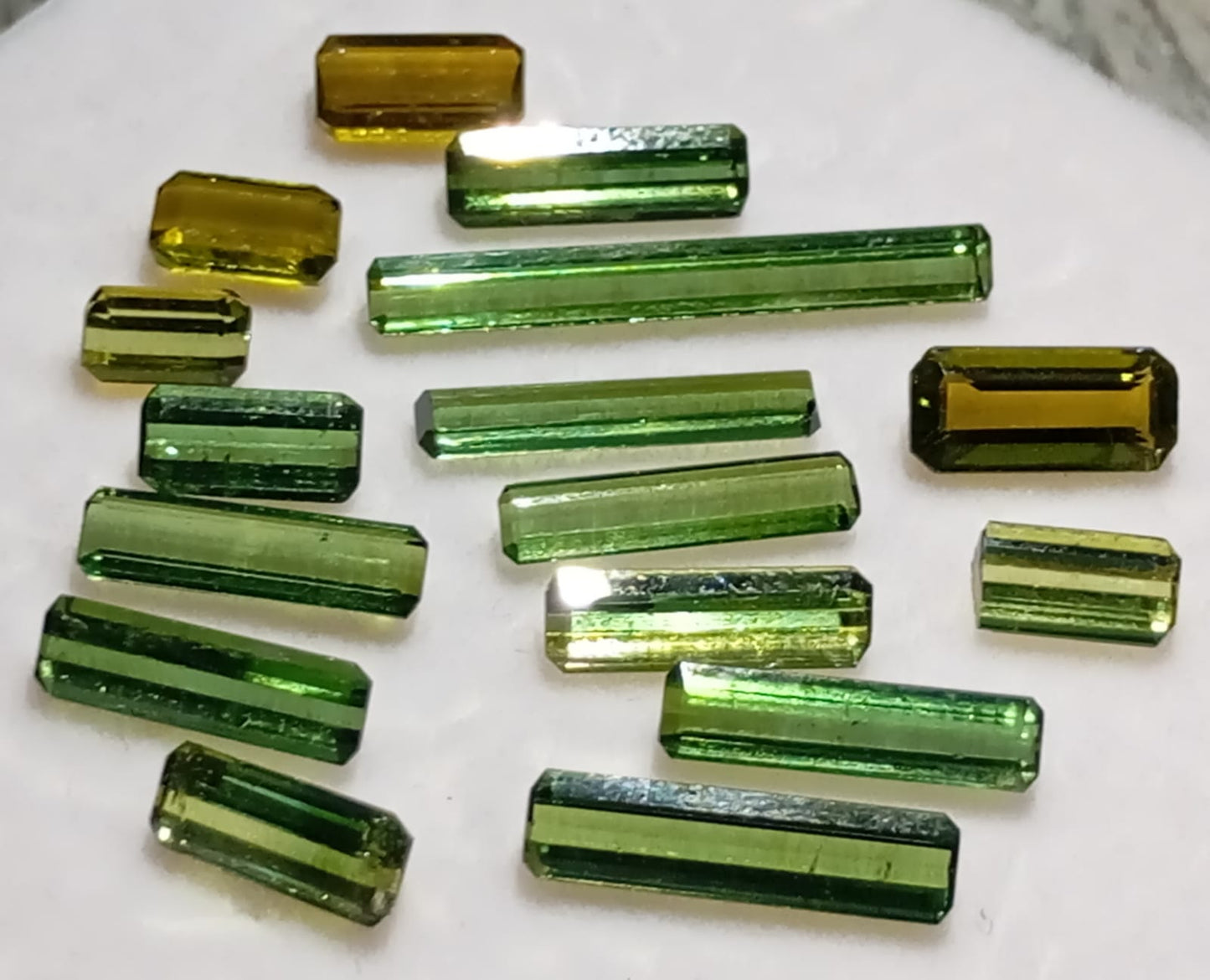 đŸŒˆ Tourmaline – Faceted Gemstones (Multi-Color Natural Variety)