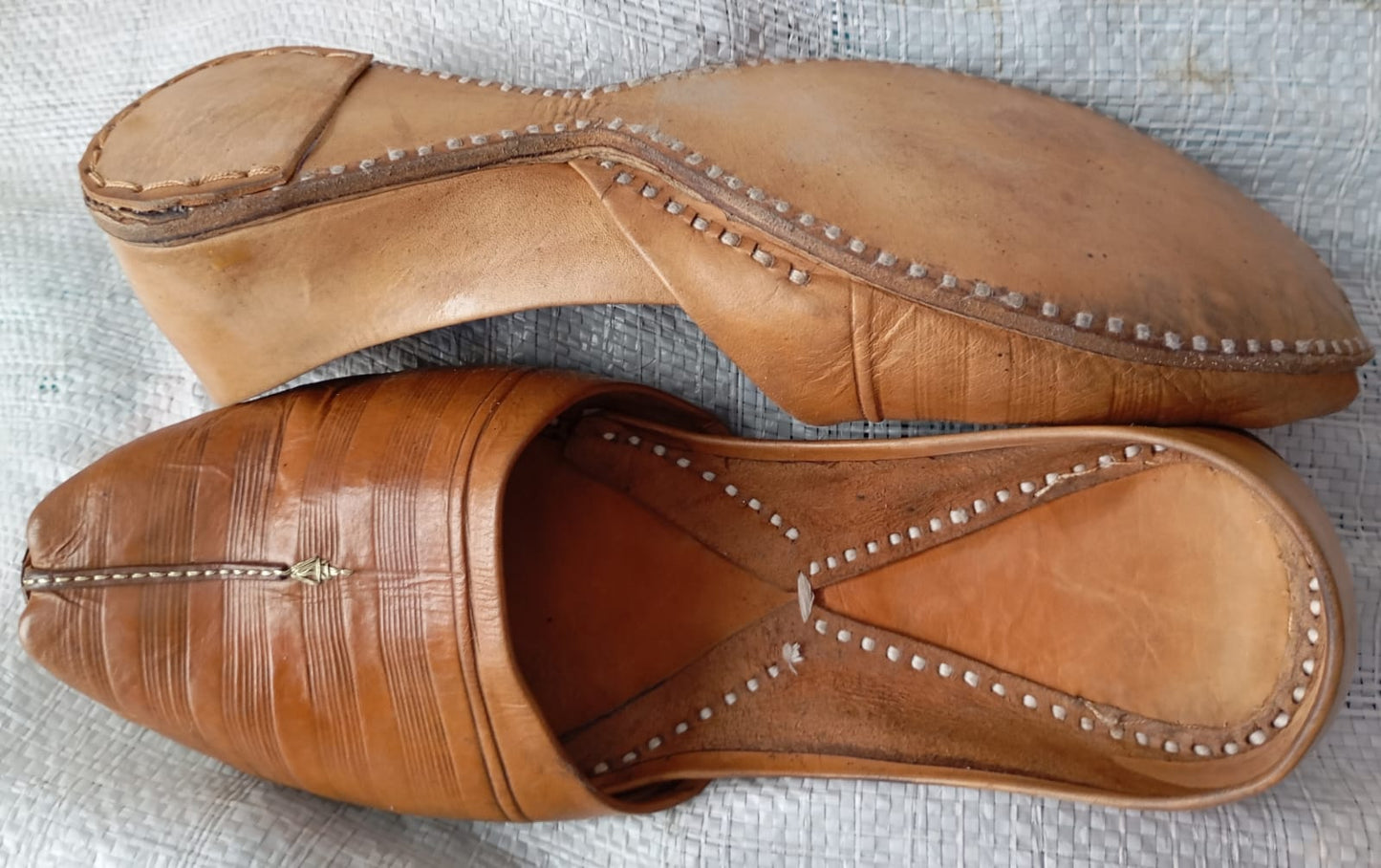 👞 Hand-Made Pure Leather Shoe – Artisan Craftsmanship & Timeless Style