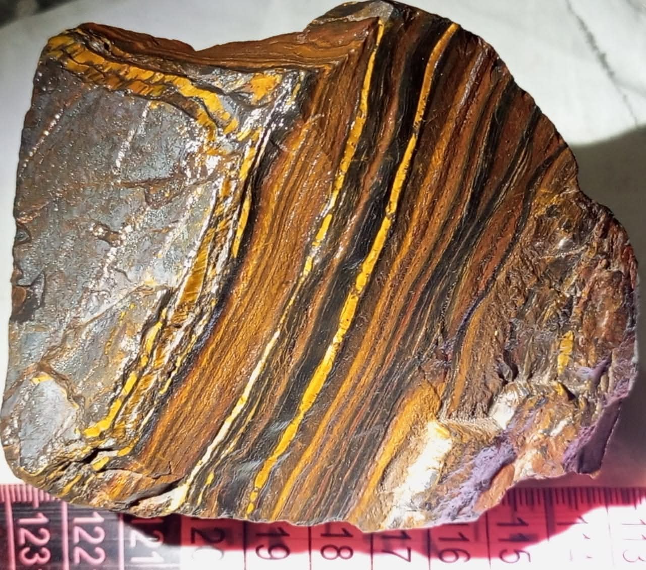 🐅 Tiger Iron – Natural Rough Stones (Nice Quality Striated Blend)