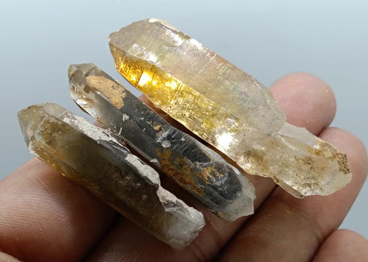 🤍 Quartz – Perfect Natural Loose Crystals (Clear & Terminated Points)